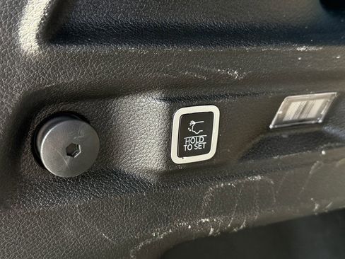 Used 2023 Jeep Grand Cherokee L Limited w/ Trailer Tow Group (B) image 17