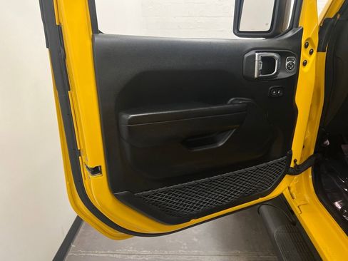 Used 2021 Jeep Wrangler Unlimited Sport image 10