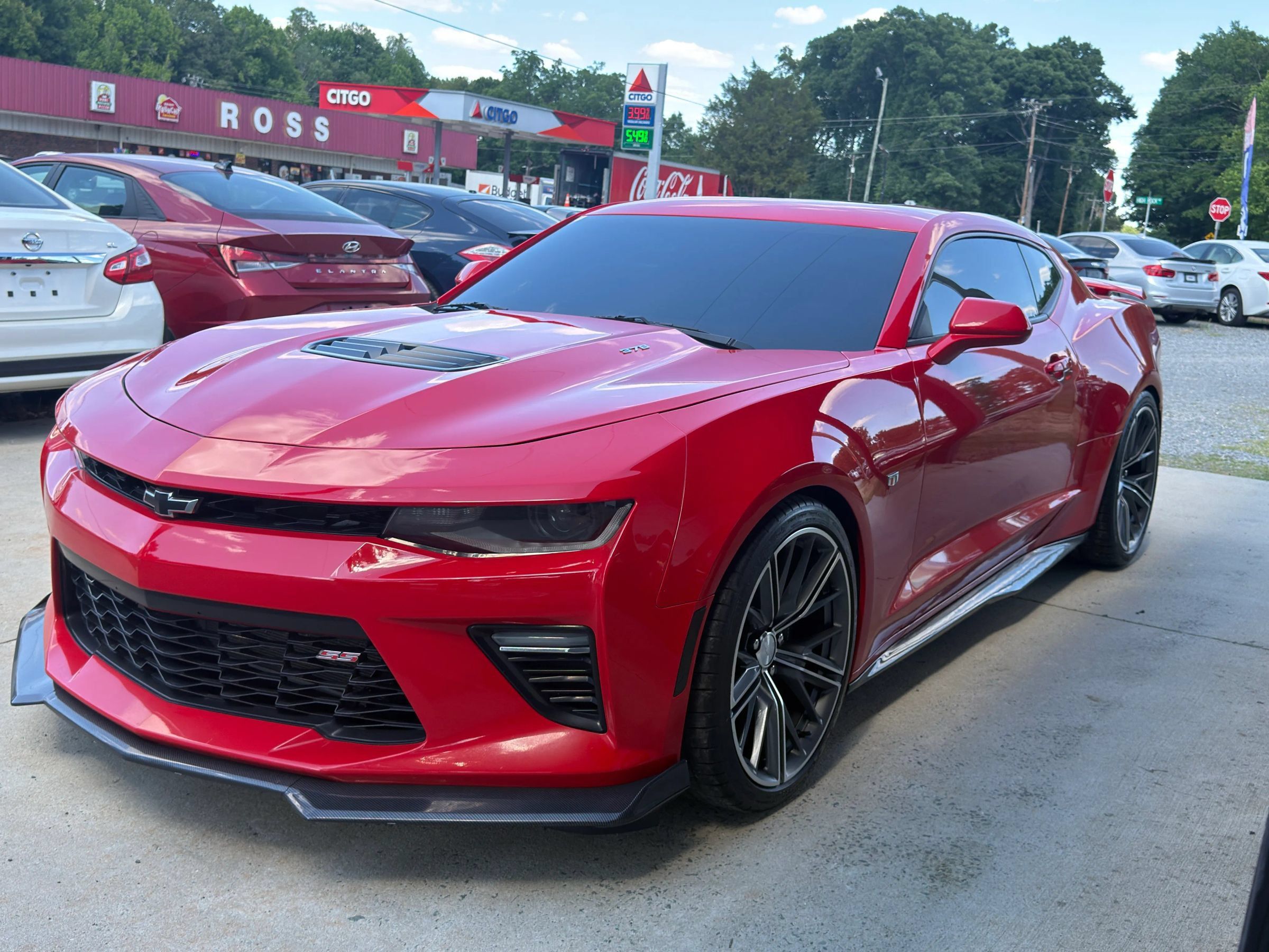 Used 2017 Chevrolet Camaro SS RWD image 3