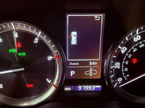 Used 2019 Lexus LX 570 570 LUXURY/MARK LEV/HEAD UP/36 image 25