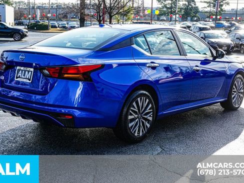 Used 2025 Nissan Altima 2.5 SV image 5