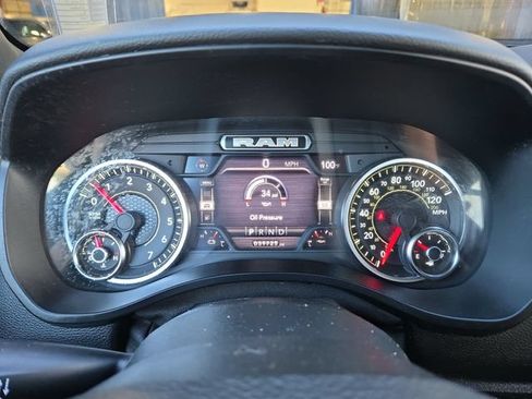 Used 2022 RAM 1500 Big Horn AWD/4WD image 16