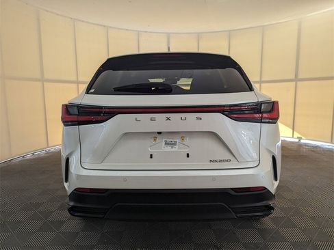 Used 2025 Lexus NX 250 FWD image 10