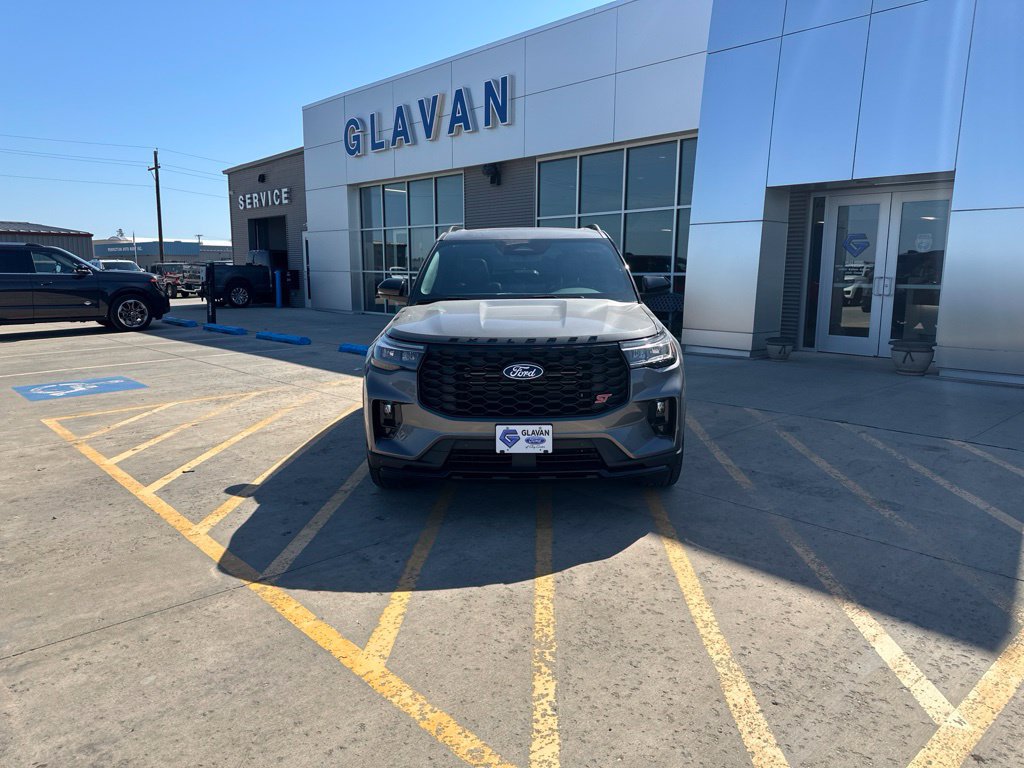 New 2027 Ford Explorer ST w/ Sun And Sound Package AWD/4WD image 2