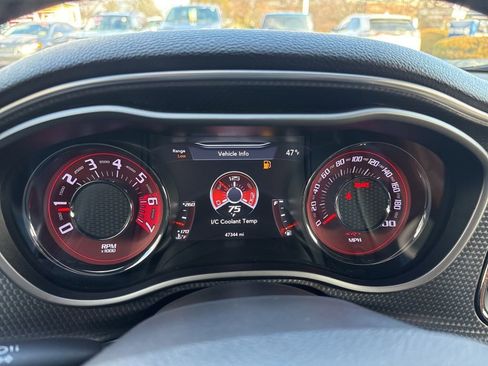 Used 2018 Dodge Challenger SRT Hellcat image 30