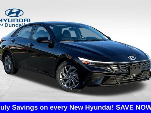 New 2026 Hyundai Elantra Hybrid FWD image 2