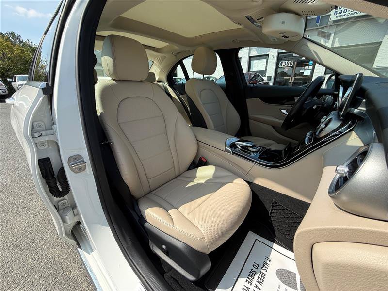 Used 2018 Mercedes-Benz C 300 4MATIC Sedan image 30