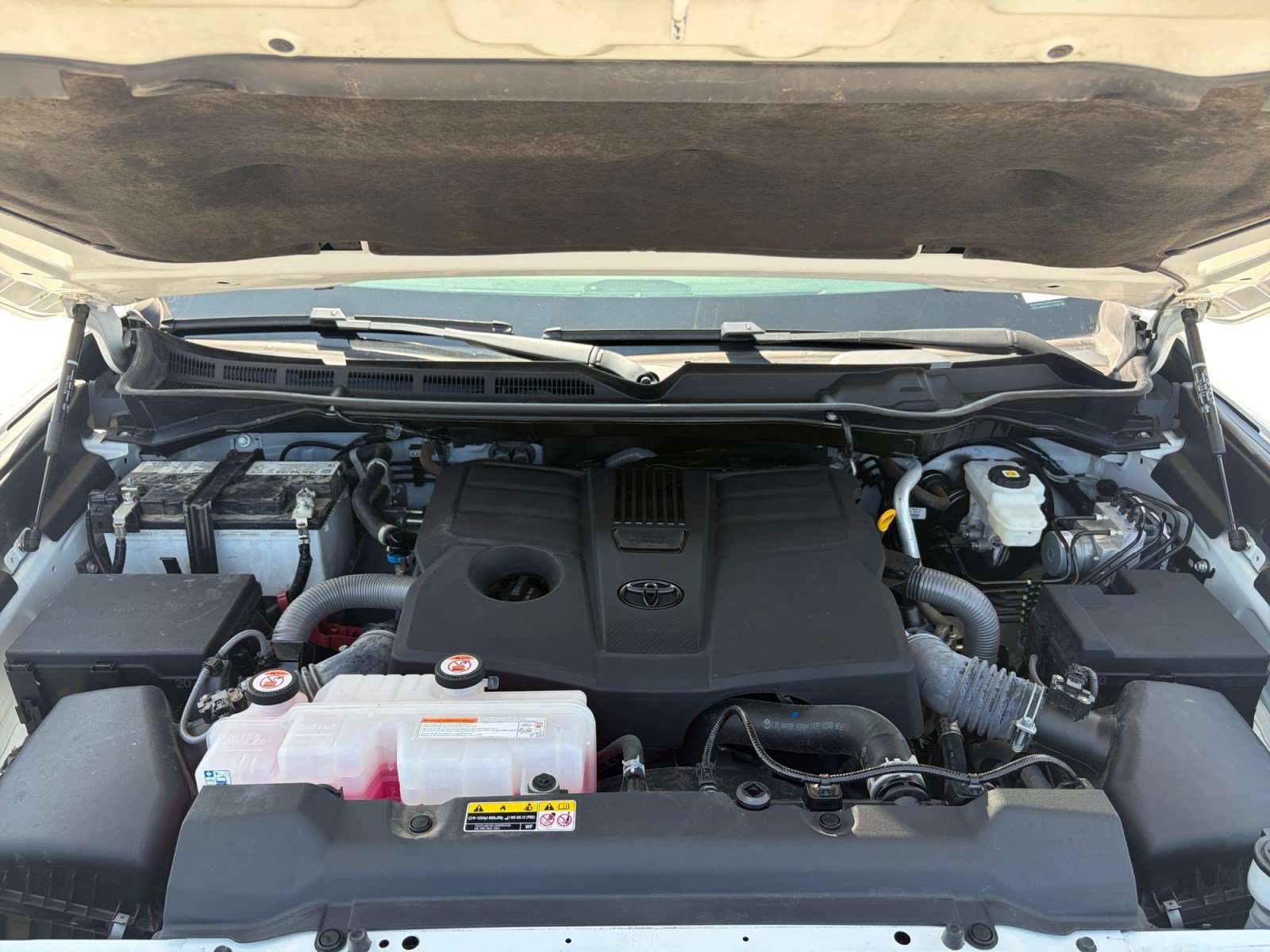 Used 2023 Toyota Tundra SR5 AWD/4WD image 24
