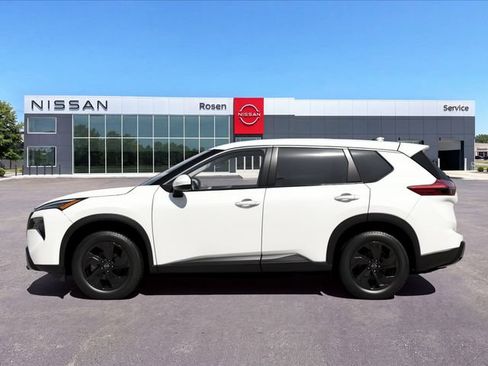 New 2026 Nissan Rogue SV w/ Cold Weather Package AWD/4WD image 15