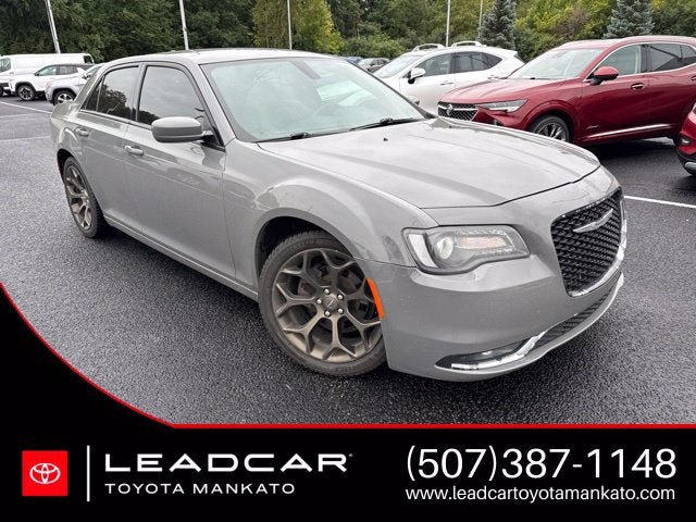 Used 2019 Chrysler 300 S RWD image 1