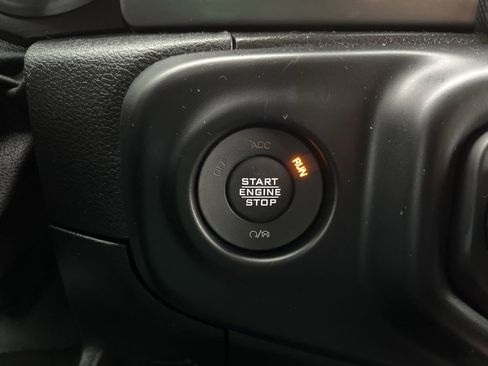 Used 2021 Jeep Wrangler Unlimited Sahara w/ Dual Top Group image 31