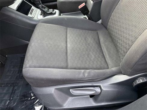 Used 2013 Volkswagen Tiguan S image 15