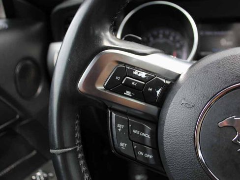 Used 2018 Ford Mustang Premium RWD image 18