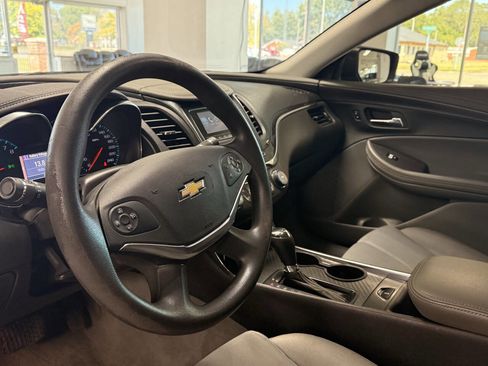 Used 2015 Chevrolet Impala LS image 7