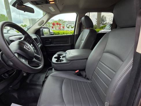 Used 2019 RAM 1500 Tradesman RWD image 17