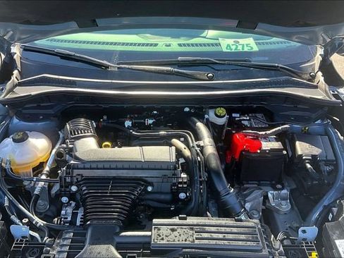 Used 2025 Ford Escape Platinum w/ Premium Technology Package image 29