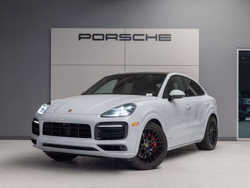 Used 2023 Porsche Cayenne GTS AWD/4WD image 1