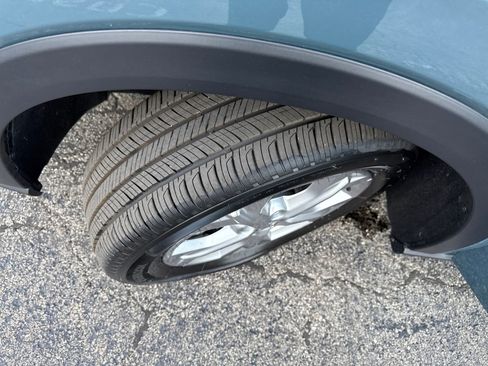 Used 2025 Honda HR-V LX image 28