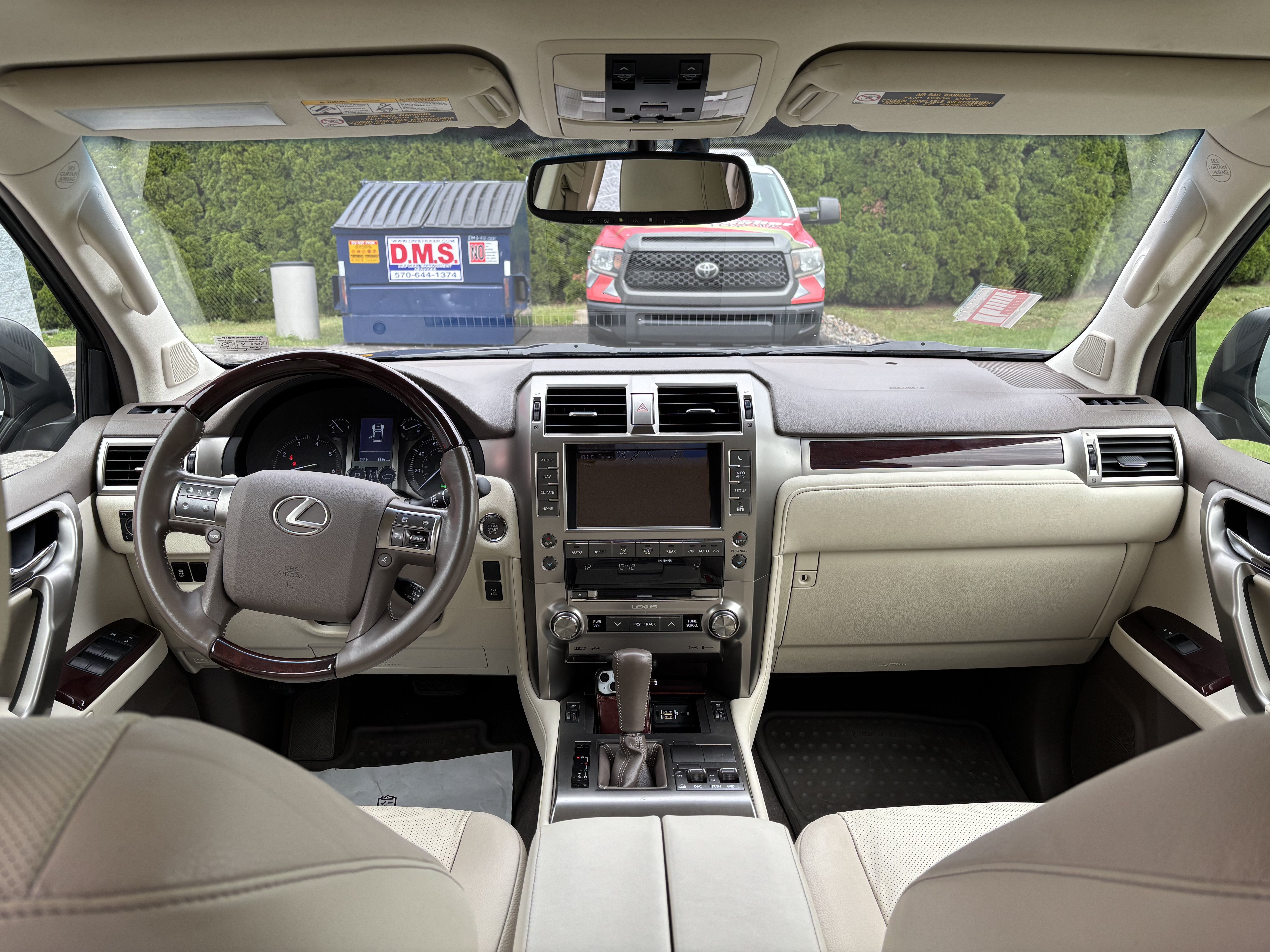 Used 2018 Lexus GX 460 Premium w/ Premium Package AWD/4WD image 15