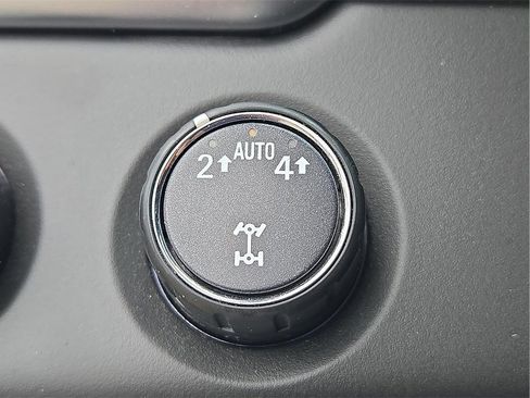 Used 2017 Chevrolet Tahoe Premier image 26