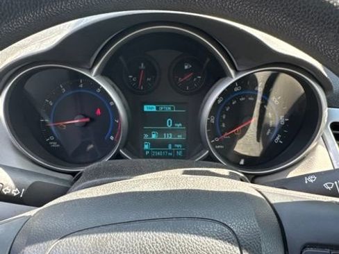 Used 2016 Chevrolet Cruze LS FWD image 23