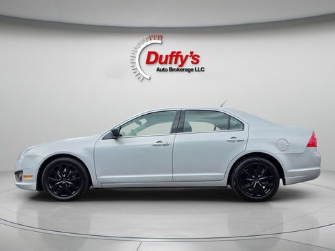 Used 2010 Ford Fusion SE FWD image 12