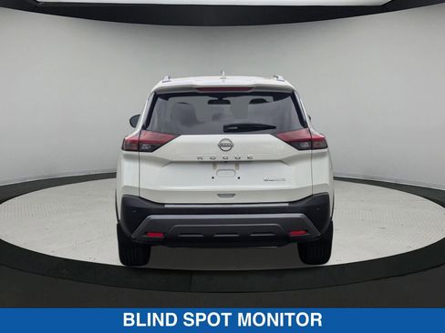 Used 2023 Nissan Rogue SL AWD/4WD image 5