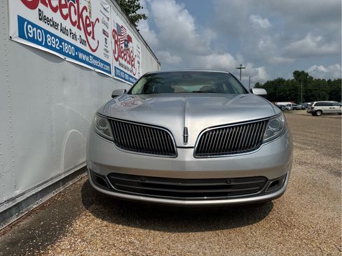 Used 2013 Lincoln MKS FWD image 5