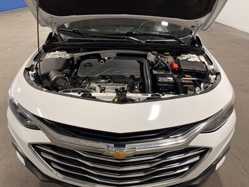 Used 2023 Chevrolet Malibu LT image 9