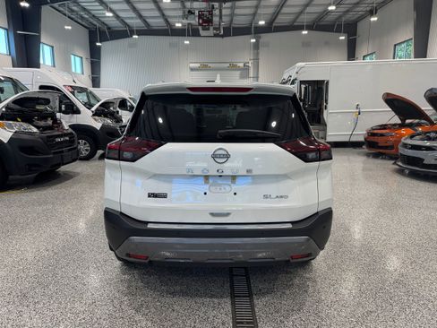 Used 2023 Nissan Rogue SL w/ SL Premium Package AWD/4WD image 7
