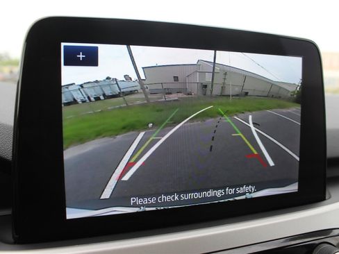 Used 2022 Ford Escape SE image 28