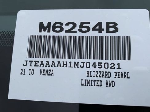Used 2021 Toyota Venza Limited w/ Advanced Technology Package AWD/4WD image 47