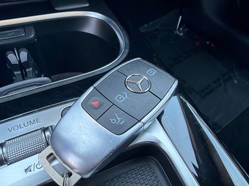 Used 2025 Mercedes-Benz CLA 250 image 28