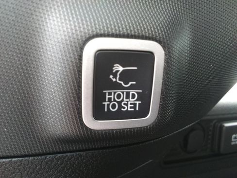 New 2026 Jeep Grand Cherokee Limited AWD/4WD image 9