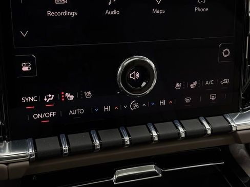 New 2026 GMC Yukon Denali w/ Denali Reserve Package image 32