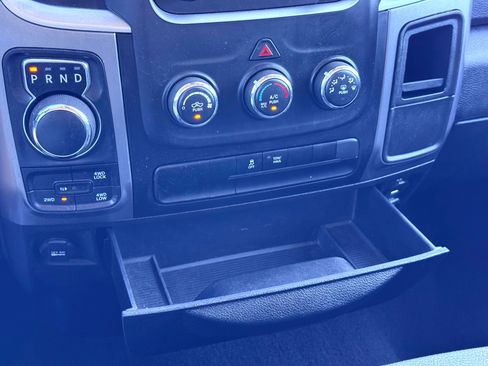 Used 2024 RAM 1500 Classic SLT image 22