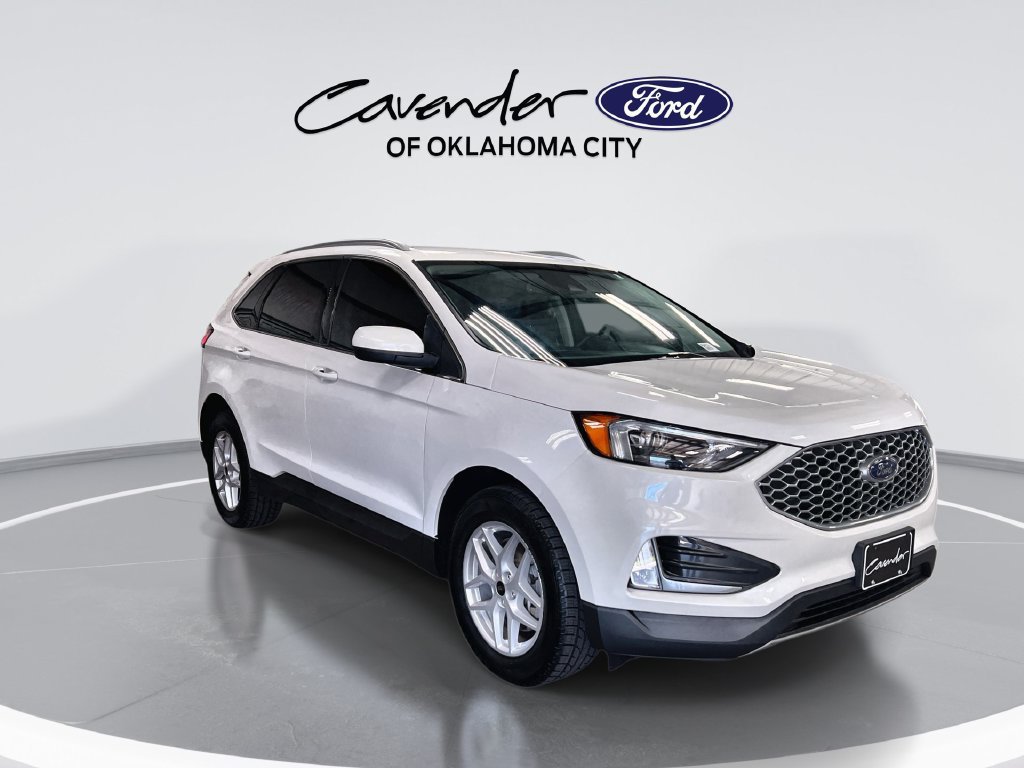 Used 2023 Ford Edge SEL w/ Convenience Package AWD/4WD image 2