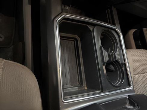 Used 2017 Ford F250 XLT w/ XLT Value Package image 16