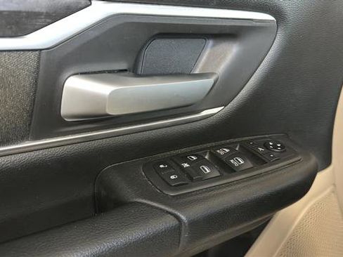 Used 2020 RAM 1500 Big Horn AWD/4WD image 19