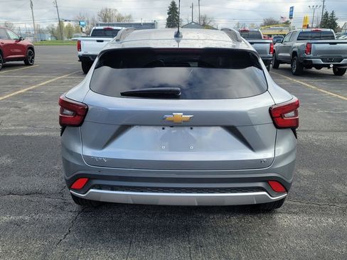 Used 2026 Chevrolet Trax LT image 5