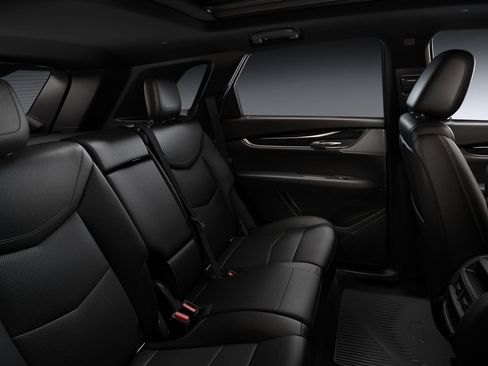 New 2025 Cadillac XT5 Premium Luxury AWD/4WD image 34