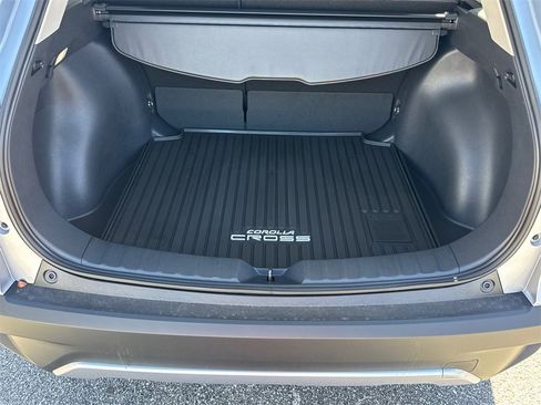 New 2026 Toyota Corolla Cross LE image 18