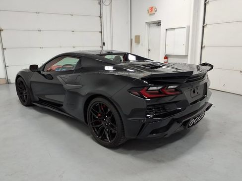 Used 2024 Chevrolet Corvette Z06 w/ Battery Protection Package RWD image 5