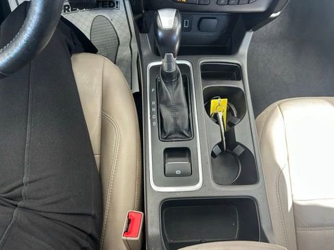 Used 2017 Ford Escape Titanium w/ Equipment Group 301A image 19