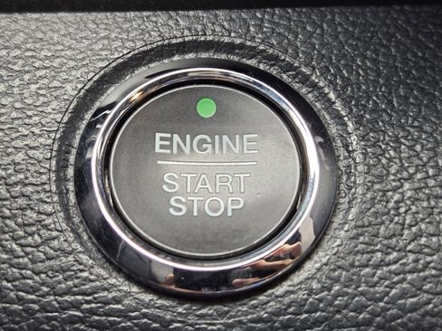 Used 2022 Ford F250 Lariat w/ Tremor Off-Road Package AWD/4WD image 20