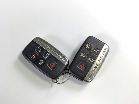 Used 2015 Land Rover Range Rover Long Wheelbase Supercharged image 36