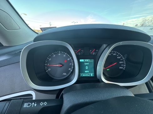 Used 2014 Chevrolet Equinox LTZ image 12