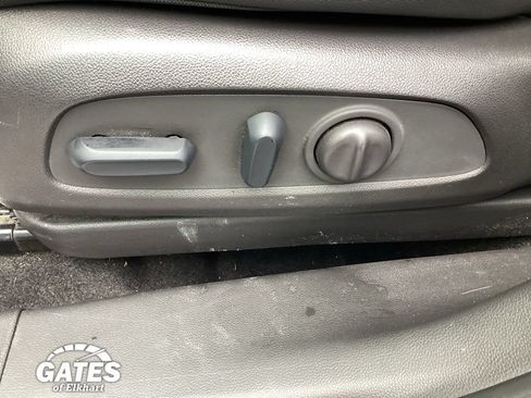Used 2023 Buick Encore GX Preferred w/ Cold Weather Comfort Package FWD image 16