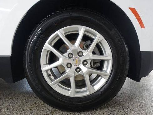 Used 2024 Chevrolet Equinox LT w/ LPO, Floor Liner Package FWD image 26