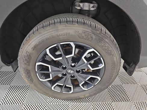 Used 2024 Hyundai Santa Cruz SEL FWD image 10